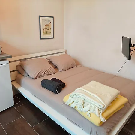 Equipe - 2 Min Des Thermes - Commerces & Parking Gratuit 公寓 *