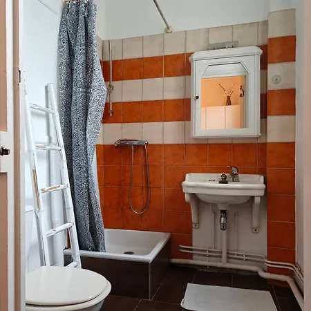 Equipe - 2 Min Des Thermes - Commerces & Parking Gratuit *